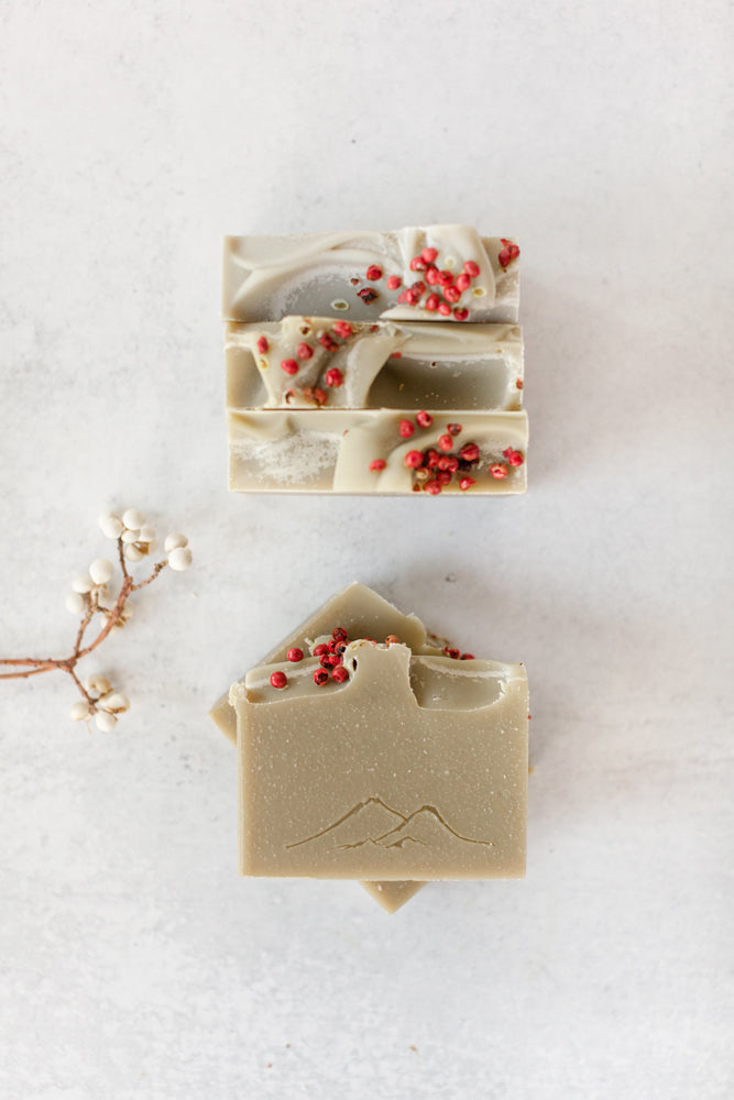 Yuletide Fir handmade soap bar in green tones – Fig & Grove mint and pine scent
